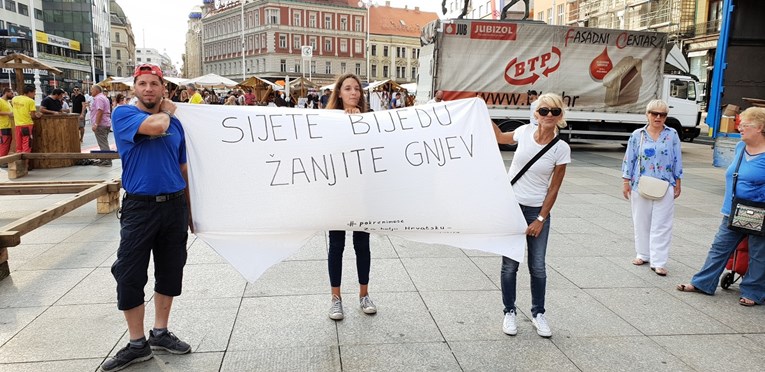 Ovako je izgledao "Sveopći narodni ustanak" u Zagrebu. Pojavilo se desetak ljudi